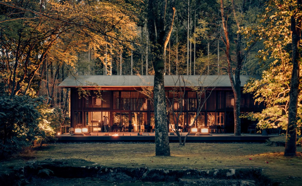 Top Countries for Solo Women Travelers – Safety & Adventure!