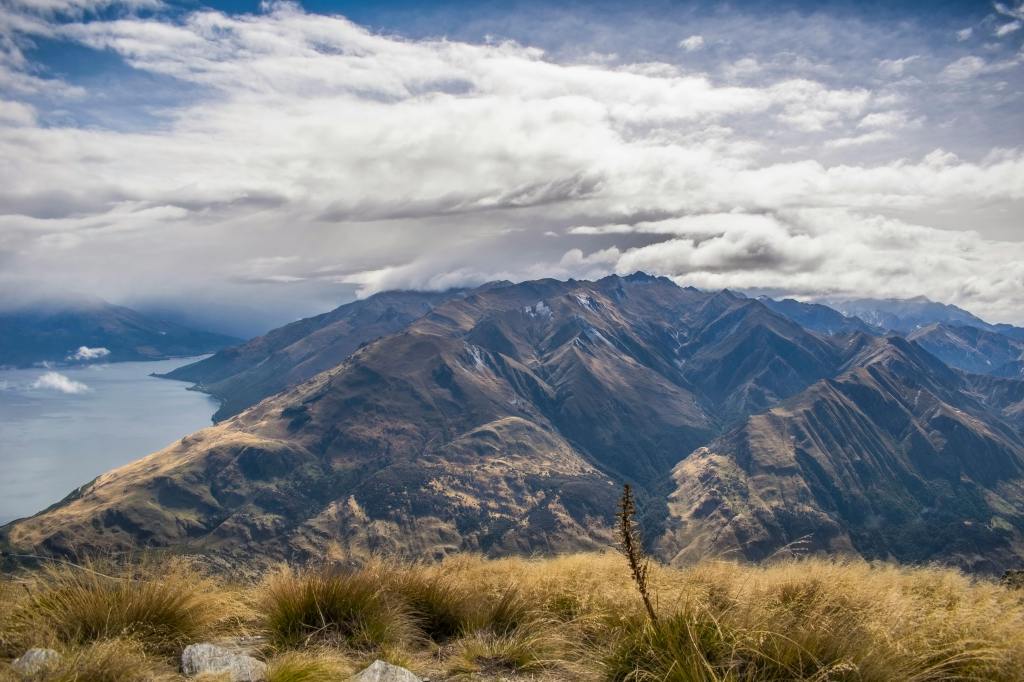 New Zealand: The Perfect Blend of Adventure & Tranquility